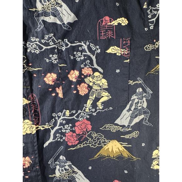 Star Wars Samurai Storm Trooper Woven Button-Up Size Large - Picture 2 of 6